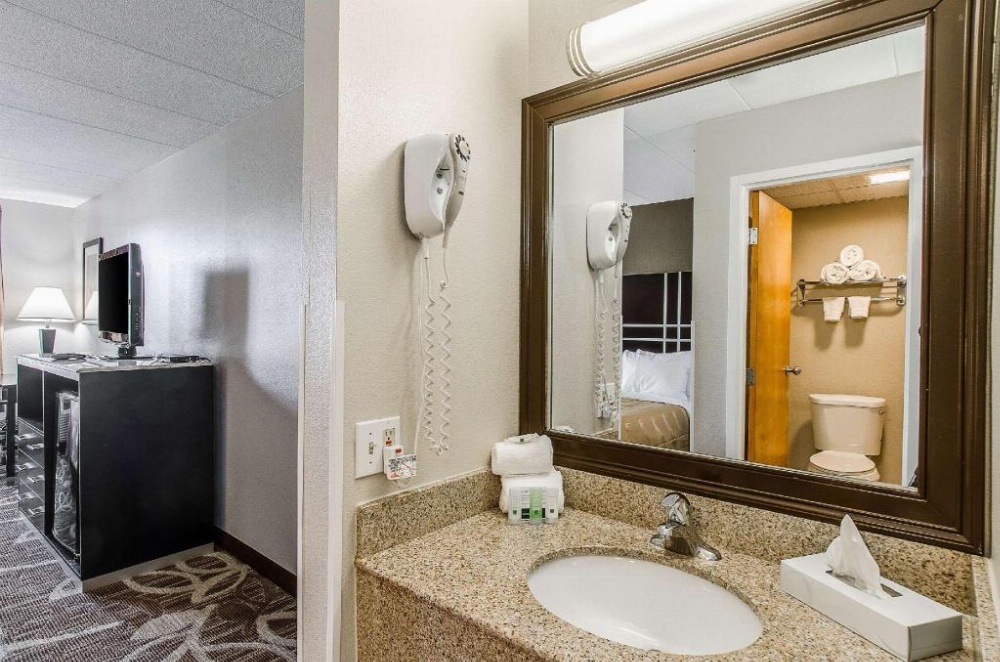 Quality Inn Middleboro-Plymouth Image 19