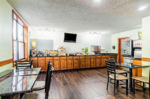 Quality Inn Middleboro-Plymouth image 38